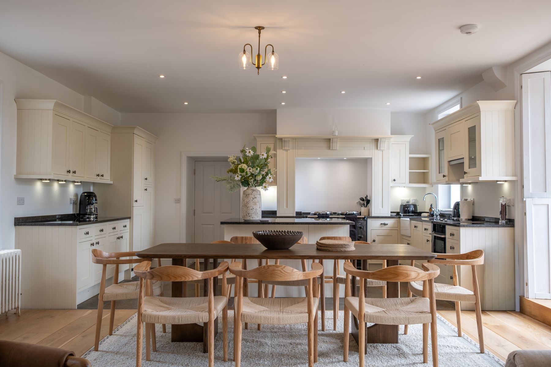 The kitchen and dining table